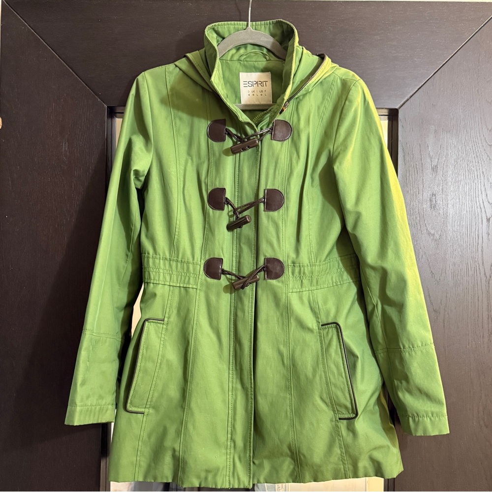 Esprit Green Jacket With Classic Toggle Closures - image 1